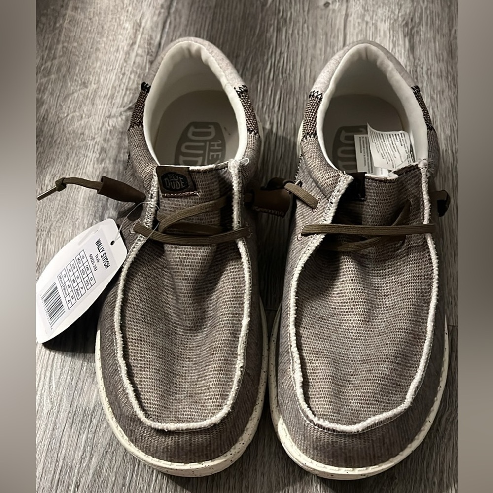 Hey Dudes Wally Stitch M10